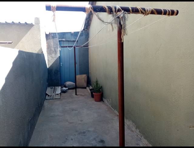2 BEDROOM FREEHOLD FOR SALE IN WINDMILL PARK